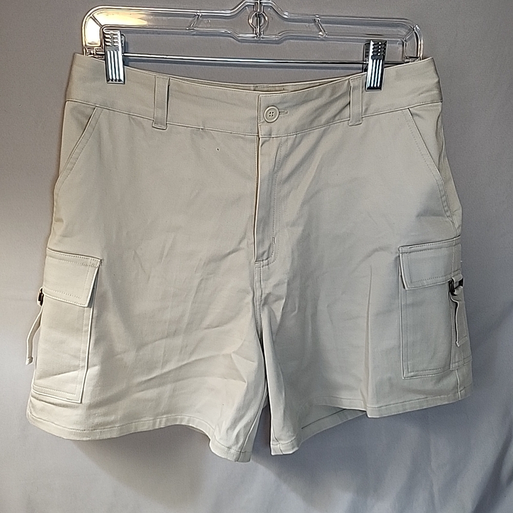 Chadwicks Chino Bermuda Shorts flat front high-waisted khaki side pockets sz 10
